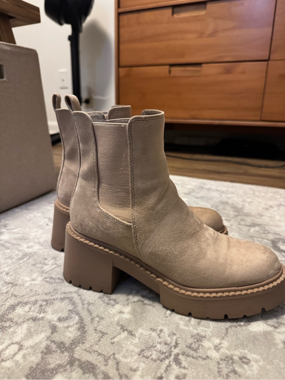 Women’s Chunky Chelsea Boots in Taupe 8